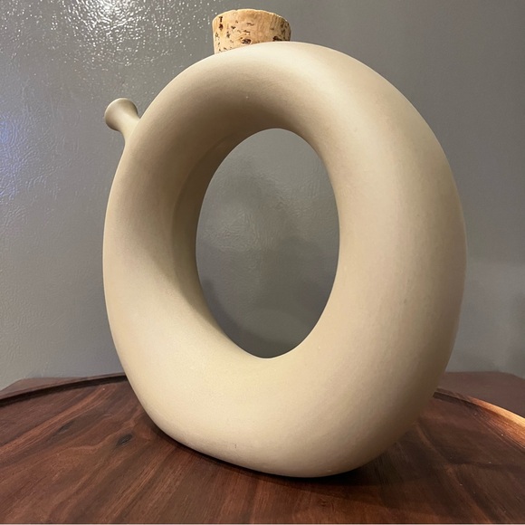 Vintage 1970’s Hartstone ceramic Wine Decanter - Picture 3 of 7